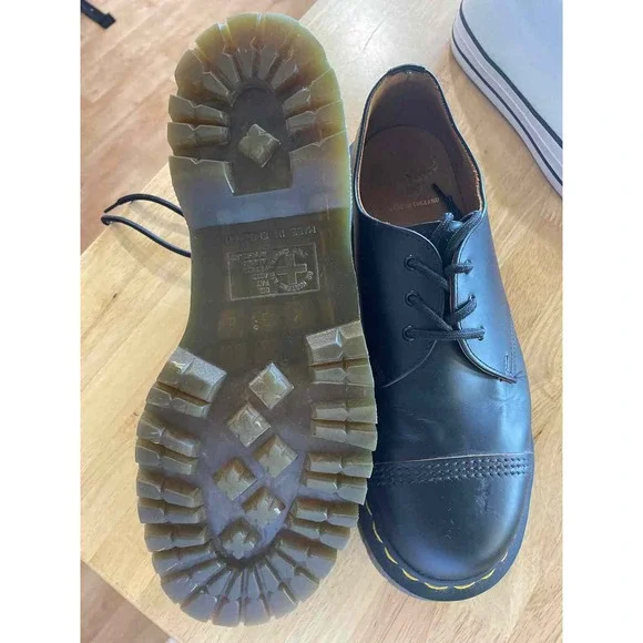9 Dr. Marten's Men's Shoes - Picture 5 of 6